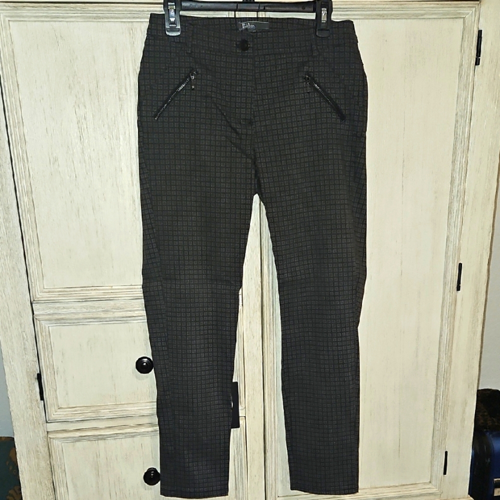 89th & Madison Checkered Pants